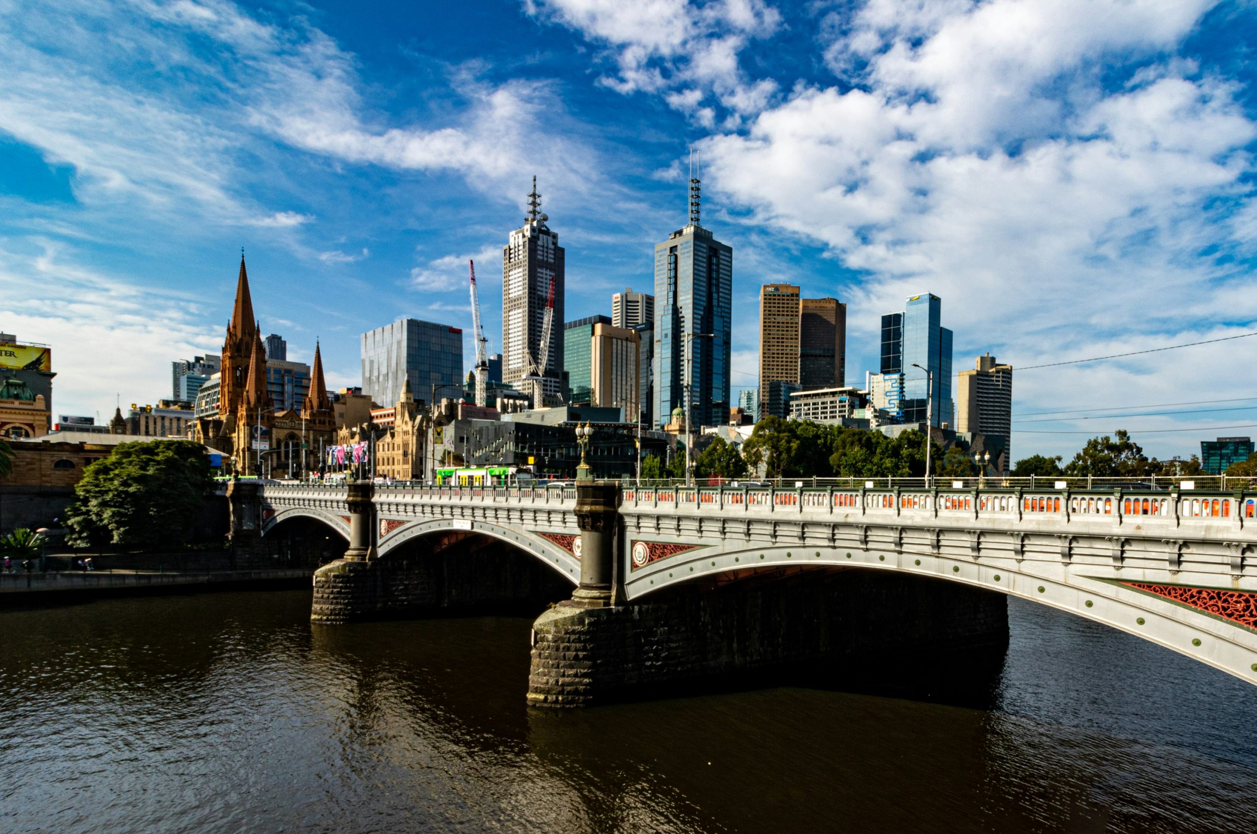 Princes Bridge over the Yarra River with Melbourne CBD skyline